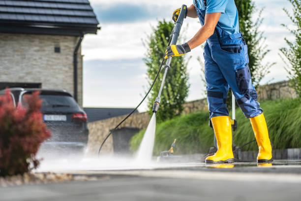 Best Pressure Washing Patio  in Neoga, IL